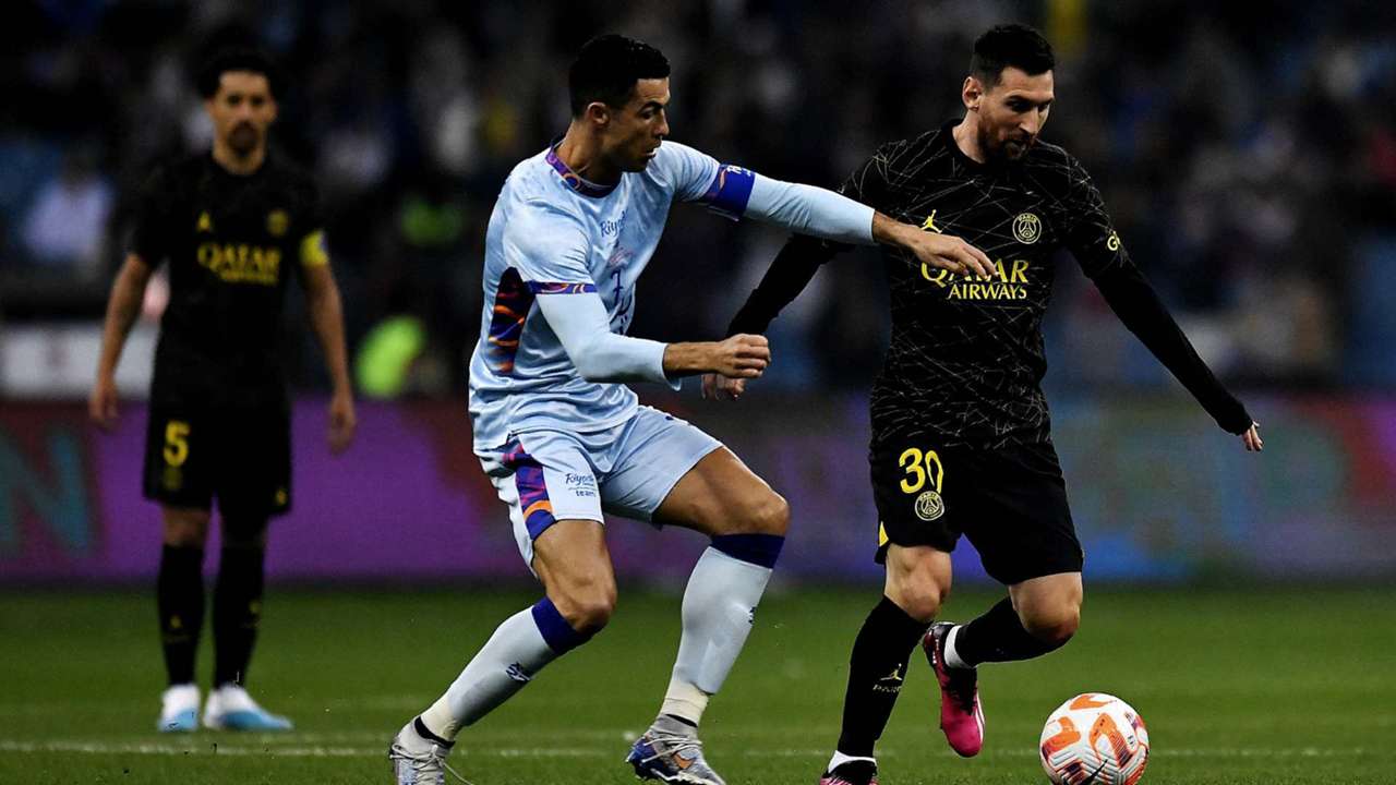メッシvsロナウドが実現 両選手がゴール奪い合い Psgがサウジオールスター相手の打ち合い制する Dazn News 日本 メッシvsロナウドが実現 両選手がゴール奪い合い Psgがサウジオールスター相手の打ち合い制する Dazn News 日本