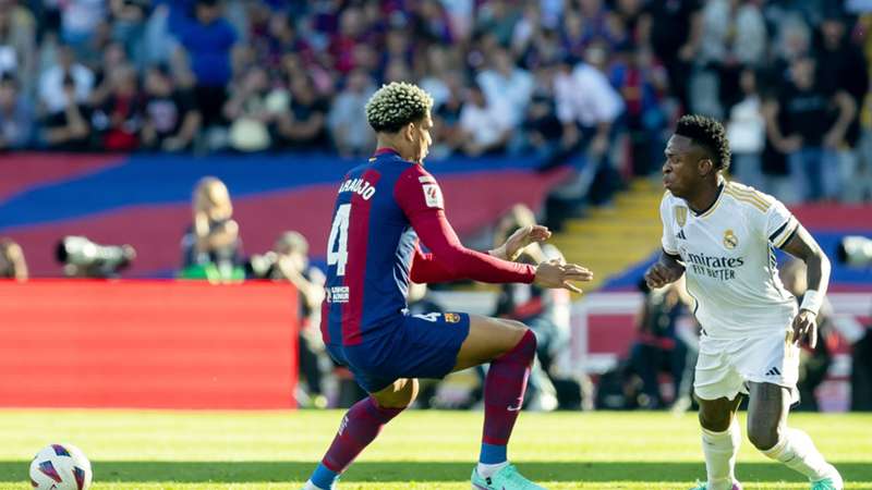 Ronald Araújo y su guiño a Vinicius tras El Clásico: "Es el mejor en el uno contra uno"