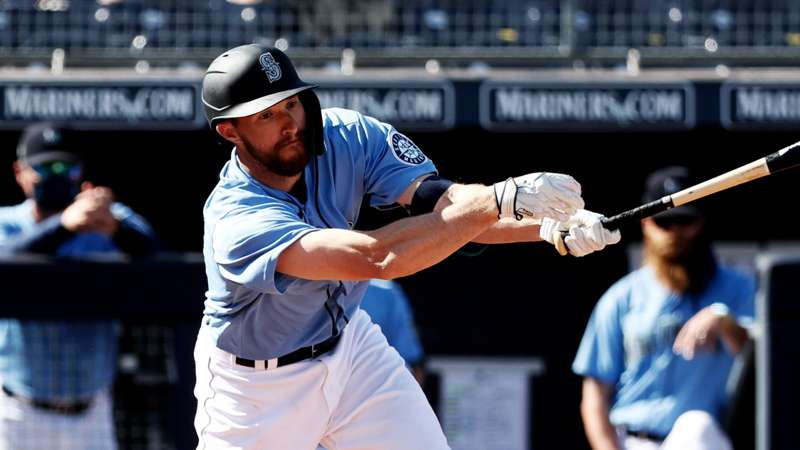 埼玉西武ライオンズの新外国人選手ジャンセン・ウィティが来日、昨季3Aで19本塁打 ｜ プロ野球