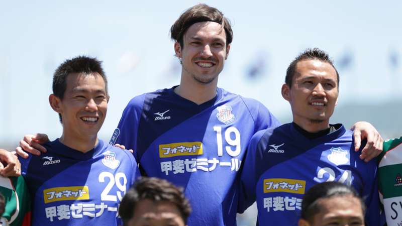 11年以来の帰還 甲府 Fwハーフナー マイクの加入を発表 Dazn News 日本 11年以来の帰還 甲府 Fwハーフナー マイクの加入を発表 Dazn News 日本
