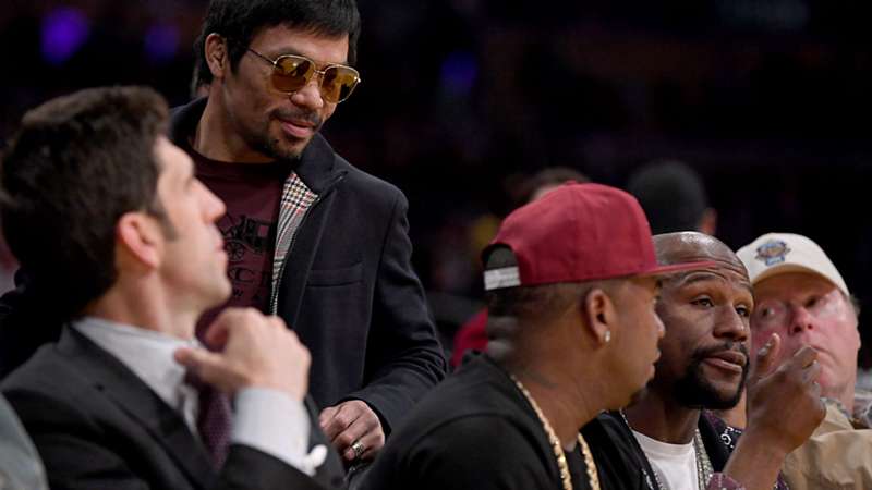 Floyd Mayweather Jr Says He S Working On An Exhibition Fight Vs Manny Pacquiao In Tokyo Dazn News Us