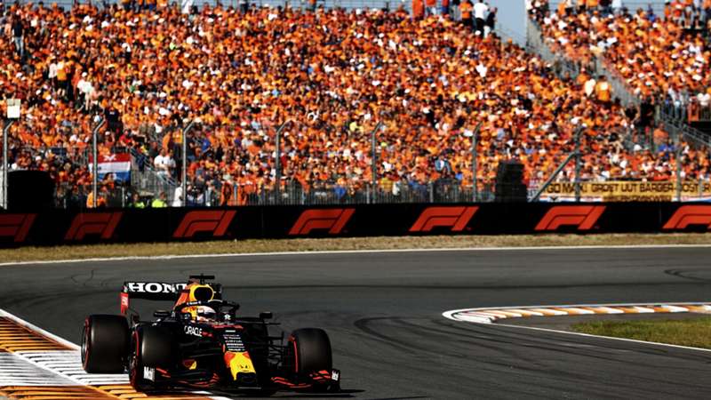 Max Verstappen desata la locura ganando en Zandvoort: ¡Fuegos artificiales y una 'marea naranja' entregada al piloto de Red Bull!