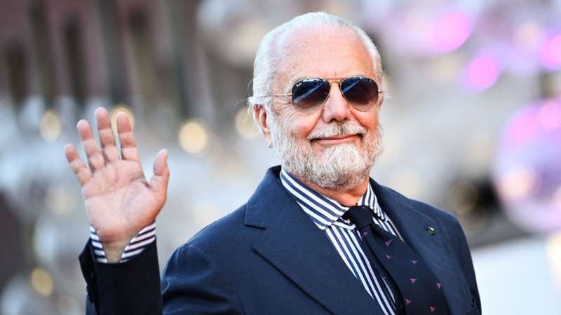 Napoli, gli auguri di De Laurentiis per il 2023