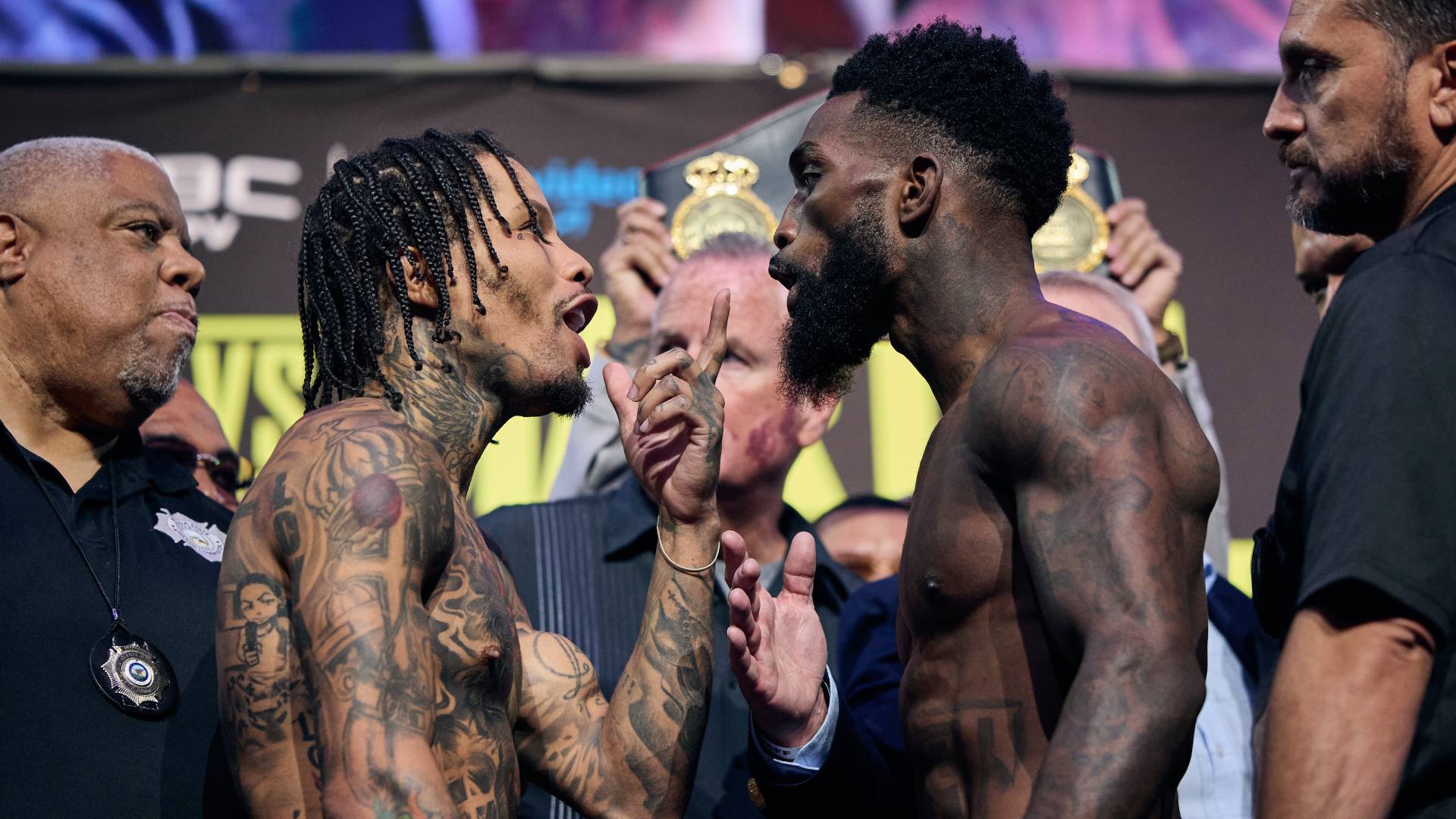 What time is the Gervonta Davis vs Frank Martin fight tonight