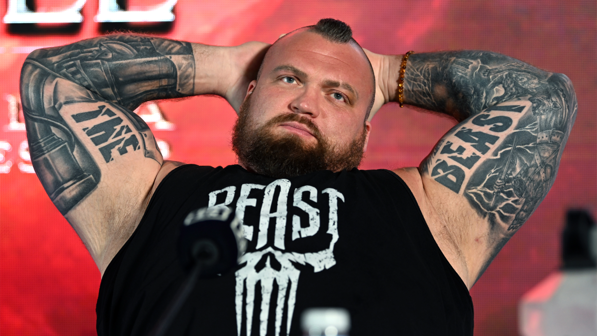 Eddie Hall sends a strong message to Tommy Fury amid father's absence ...