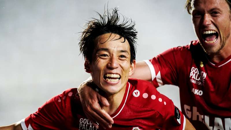 三好康児が今季リーグ戦初ゴール ヘンク伊東純也との日本人対決は三好に軍配 ジュピラーリーグ Dazn News 日本 三好康児が今季リーグ戦初ゴール ヘンク伊東純也との日本人対決は三好に軍配 ジュピラーリーグ Dazn News 日本