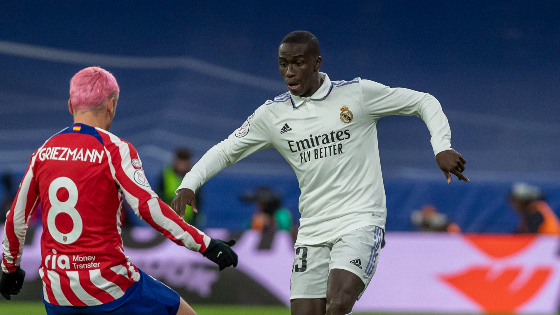 ¿Cuántas rojas ha recibido el Real Madrid contra el Atlético de Madrid ...
