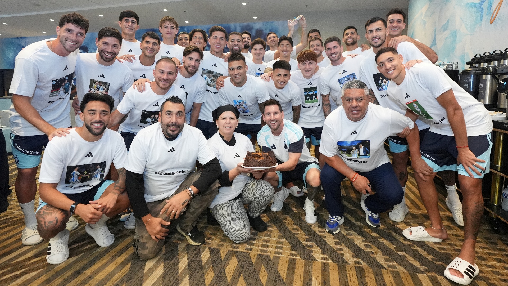 北中米W杯】祝39歳！アルゼンチン代表メンバーがメッシの誕生日を祝福