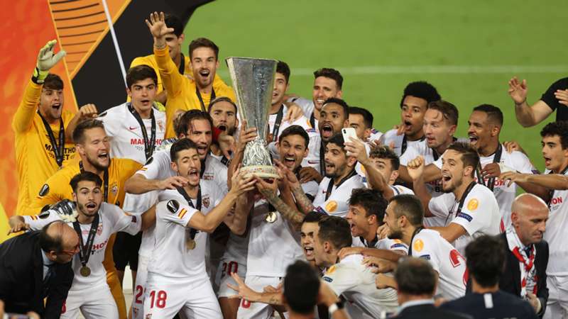 ONLY GERMANY Sevilla Europa League