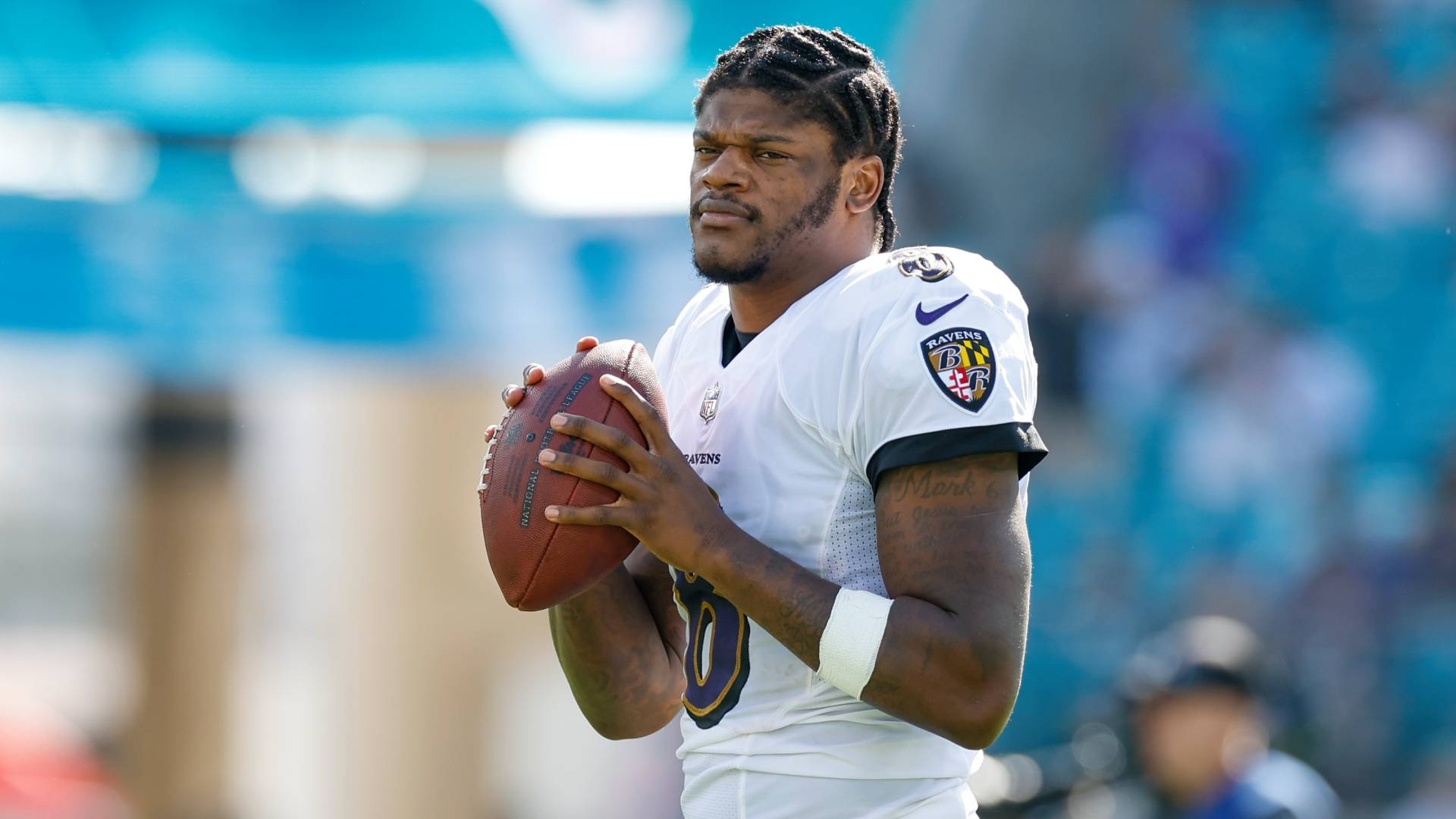 Funko POP! NFL: Ravens - Lamar Jackson (Home Jersey) – Figura In Vinile Da Collezione, Altezza 9,5 Cm, Regalo Per Fan Di Football Americano