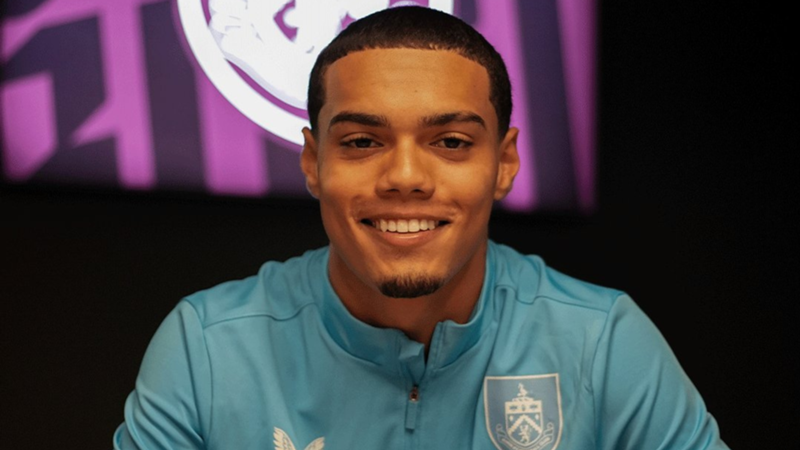 ¿Quién es Joao Mendes de Assis y cómo juega? El hijo de Ronaldinho que juega en las categorías inferiores del Burnley