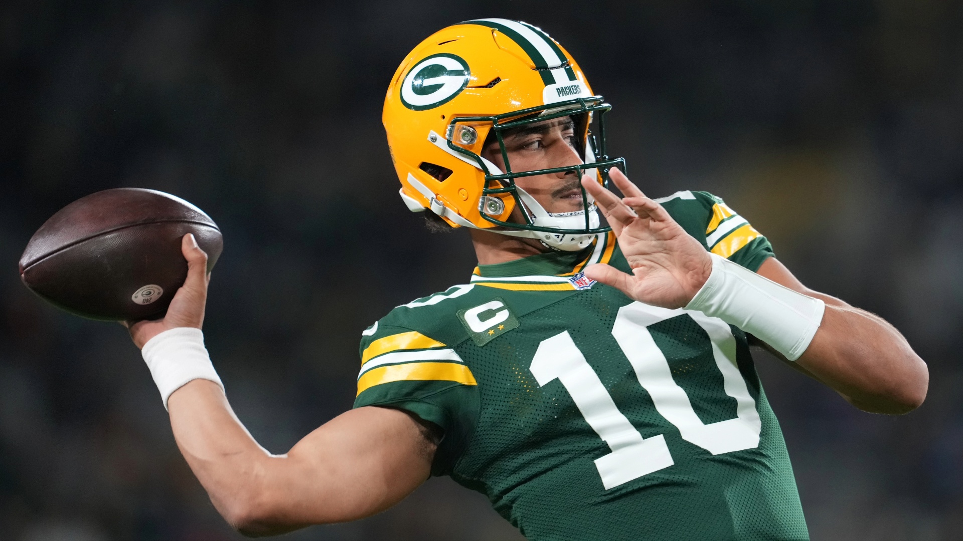 Packers 27-19 Panthers: Jordan Love and Green Bay's Defense Secure Redemption on Thursday Night Football