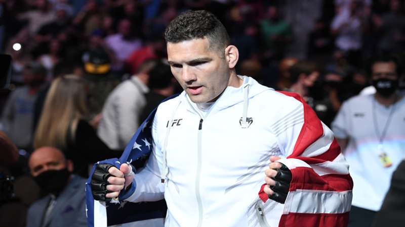 Chris Weidman lays out timeline for recovery from broken leg at UFC 261