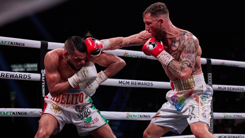 David Benavidez vs. Caleb Plant: Undercard boxer breaks down in tears after victory