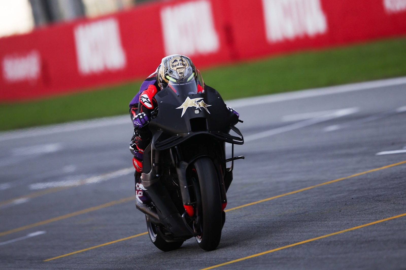 Jorge Martín Test Barcelona Aprilia