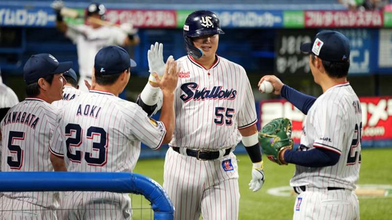 【動画】村上宗隆の一発などで東京ヤクルトスワローズが連敗を5でストップ、千葉ロッテマリーンズは2連勝｜ プロ野球結果