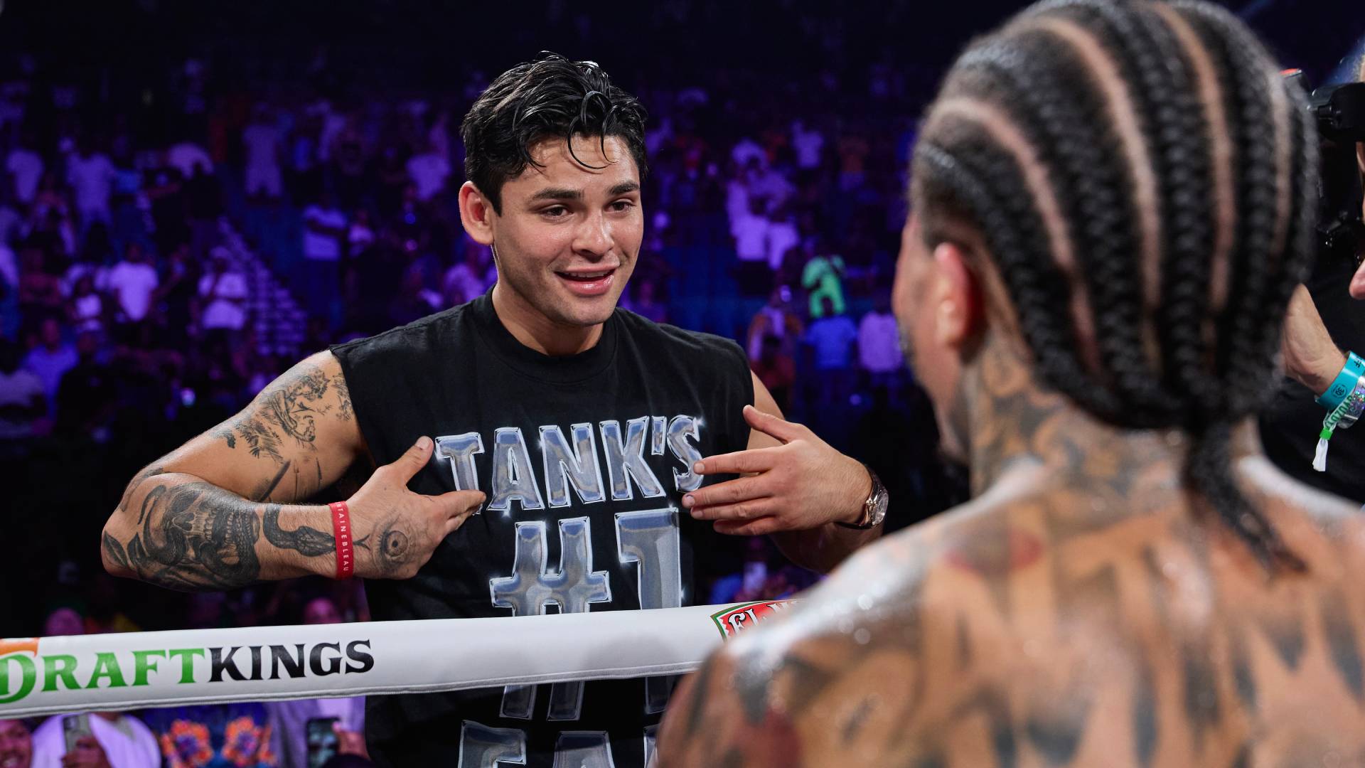 Ryan Garcia sent a message to Gervonta Davis with this shirt 