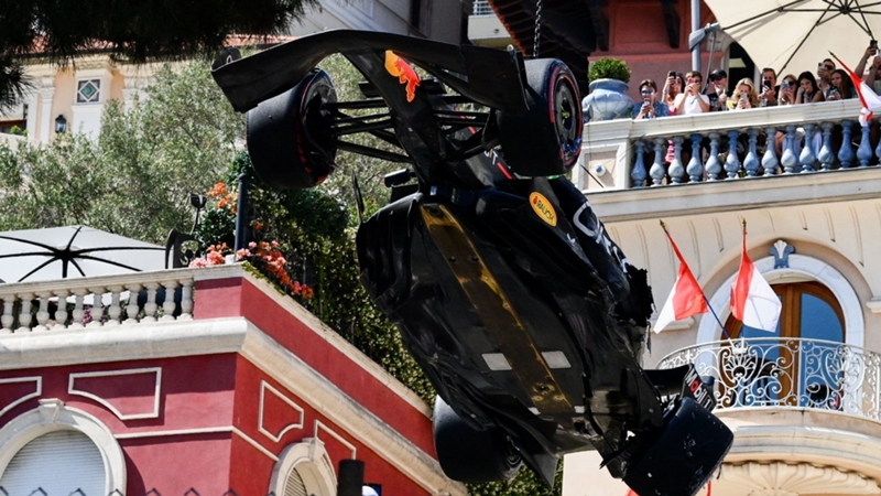 El fondo plano de Red Bull, al descubierto: ¡así se vio en Mónaco tras el accidente de Checo Pérez!