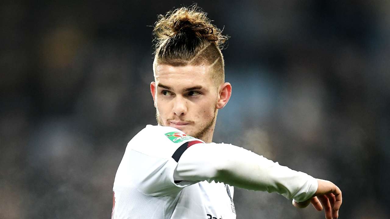 移籍情報 リヴァプールの17歳mfエリオットがブラックバーンへレンタル移籍 Dazn News 日本 移籍情報 リヴァプールの17歳mfエリオットがブラックバーンへレンタル移籍 Dazn News 日本