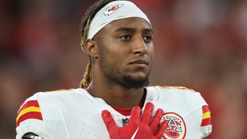 Chiefs safety Justin Reid goes full kicker with extra point vs. Browns