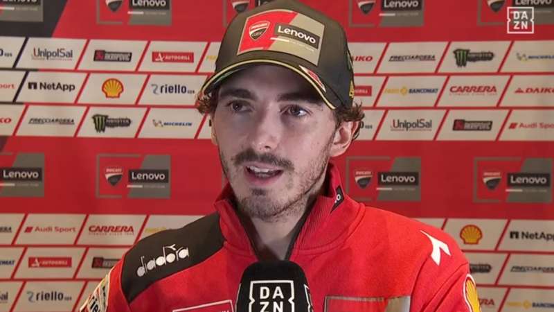 Pecco Bagnaia explica el motivo por el que no ha podido luchar por la victoria en la carrera al sprint del GP de Qatar 2023: "Es un poco extraño lo que he visto y lo que me ha pasado"