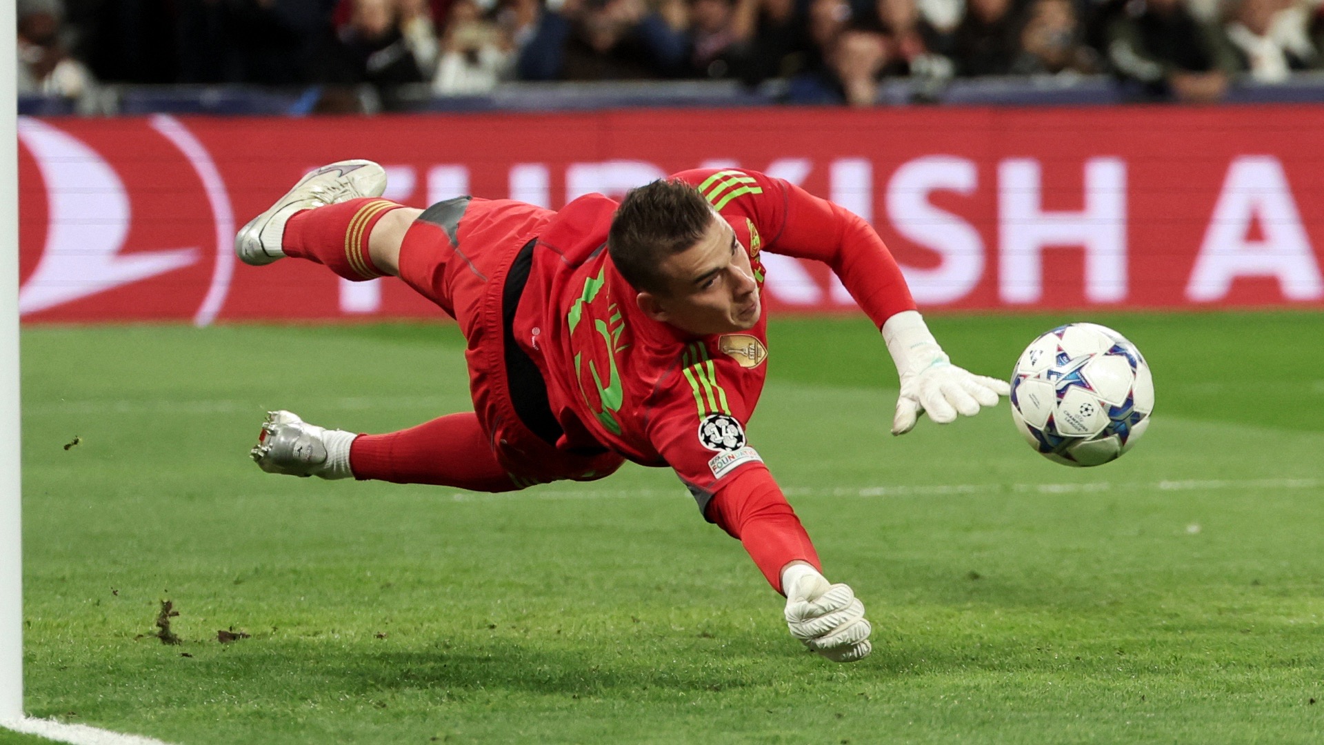 レアル・マドリード、ルニンがケパとのレギュラーGK争いに勝利！7試合