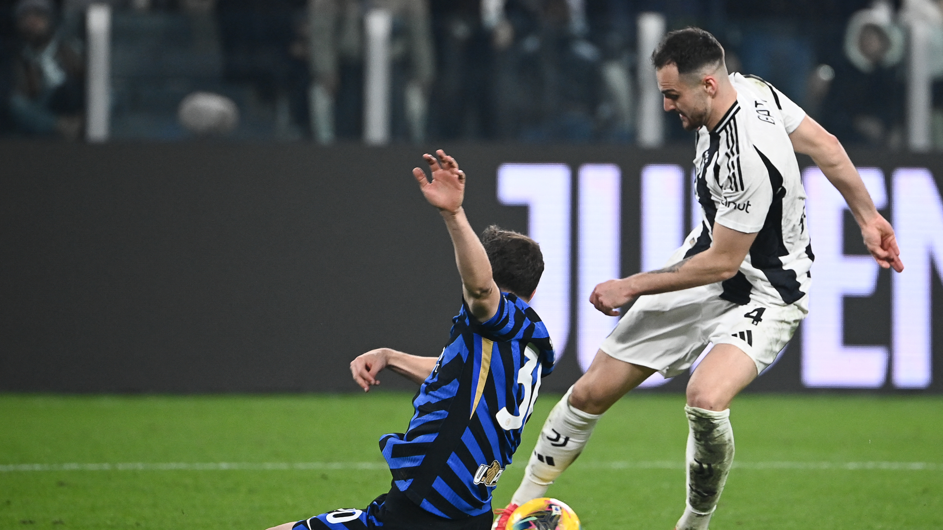 プレビュー】今季最初のイタリアダービーへ。王者ナポリは3連勝狙う