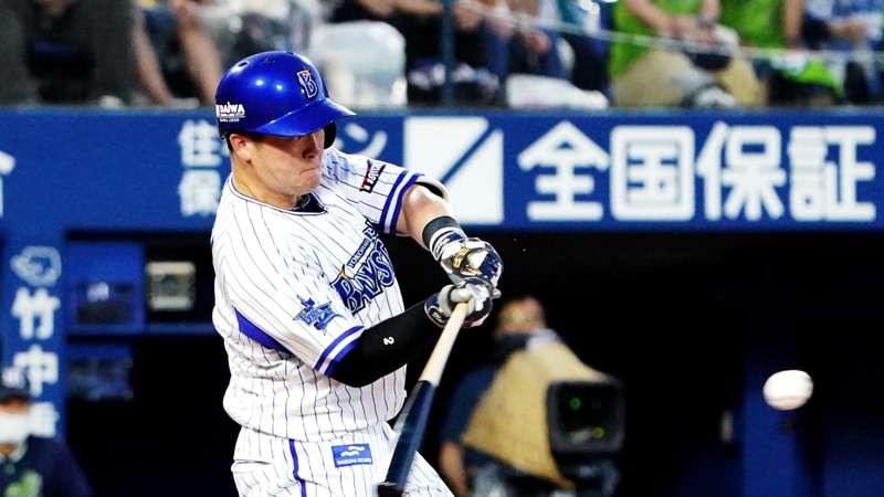 【動画】「打った瞬間」牧秀悟がDeNAの天敵・藤浪晋太郎から確信弾 ｜ プロ野球