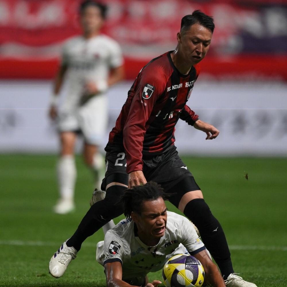 Jリーグ規律委員会、札幌MF荒野拓馬の足裏タックルは「著しい反則行為
