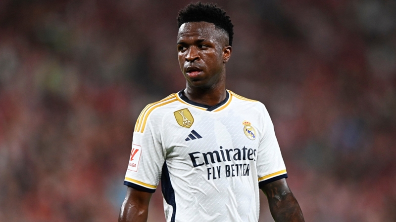 Camiseta Vinicius firmada Real Madrid: dónde comprar online, cómo es,  precio y cuánto cuesta | DAZN News ES