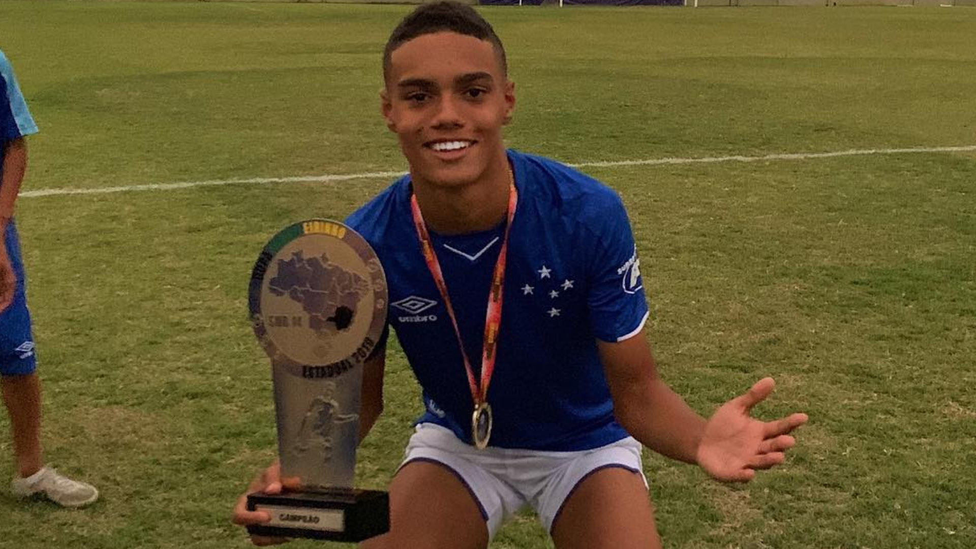 ¿Quién es Joao Mendes de Assis y cómo juega? El hijo de Ronaldinho que juega en la cantera del ¿Quién es Joao Mendes de Assis y cómo juega? El hijo de Ronaldinho que juega en la cantera del