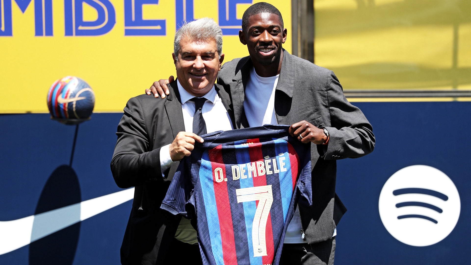 dembele-laporta-barcelona-20220715