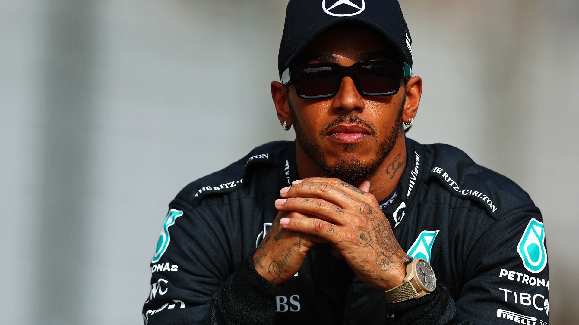 Lewis Hamilton se moja: ¿Cree que Fernando Alonso volverá a ganar un