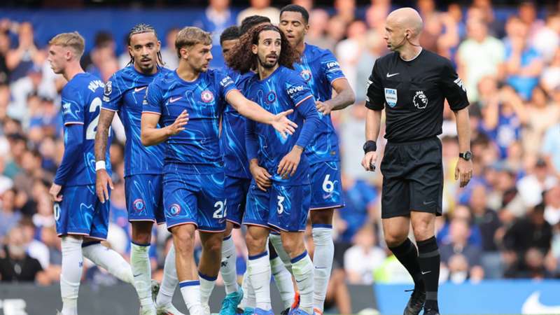 Emmanuel Petit calls for Chelsea player to 'shut your mouth' before next match