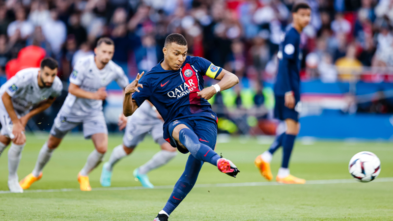 Quantos golos tem Kylian Mbappé esta temporada com a camisola do PSG?