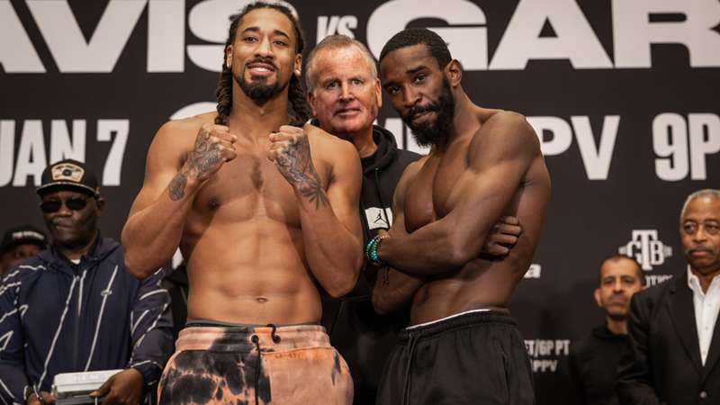 What time is Demetrius Andrade vs. Demond Nicholson tonight? Date, start time, TV channel and live stream