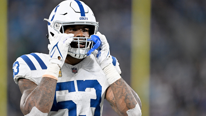 Shaq Leonard y el emocionante homenaje que recibió antes del inicio del encuentro entre los Indianapolis Colts y los Tampa Bay Buccaneers