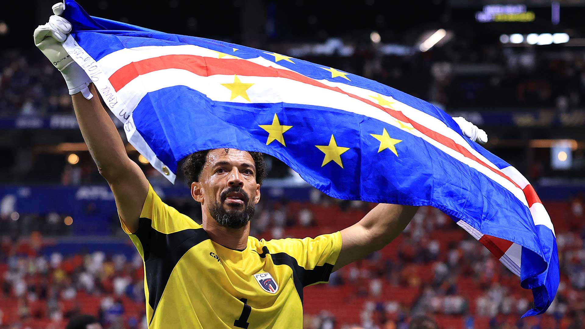 北中米W杯】メッシが別便でアルゼンチンに帰国。故郷ロサリオで数日間