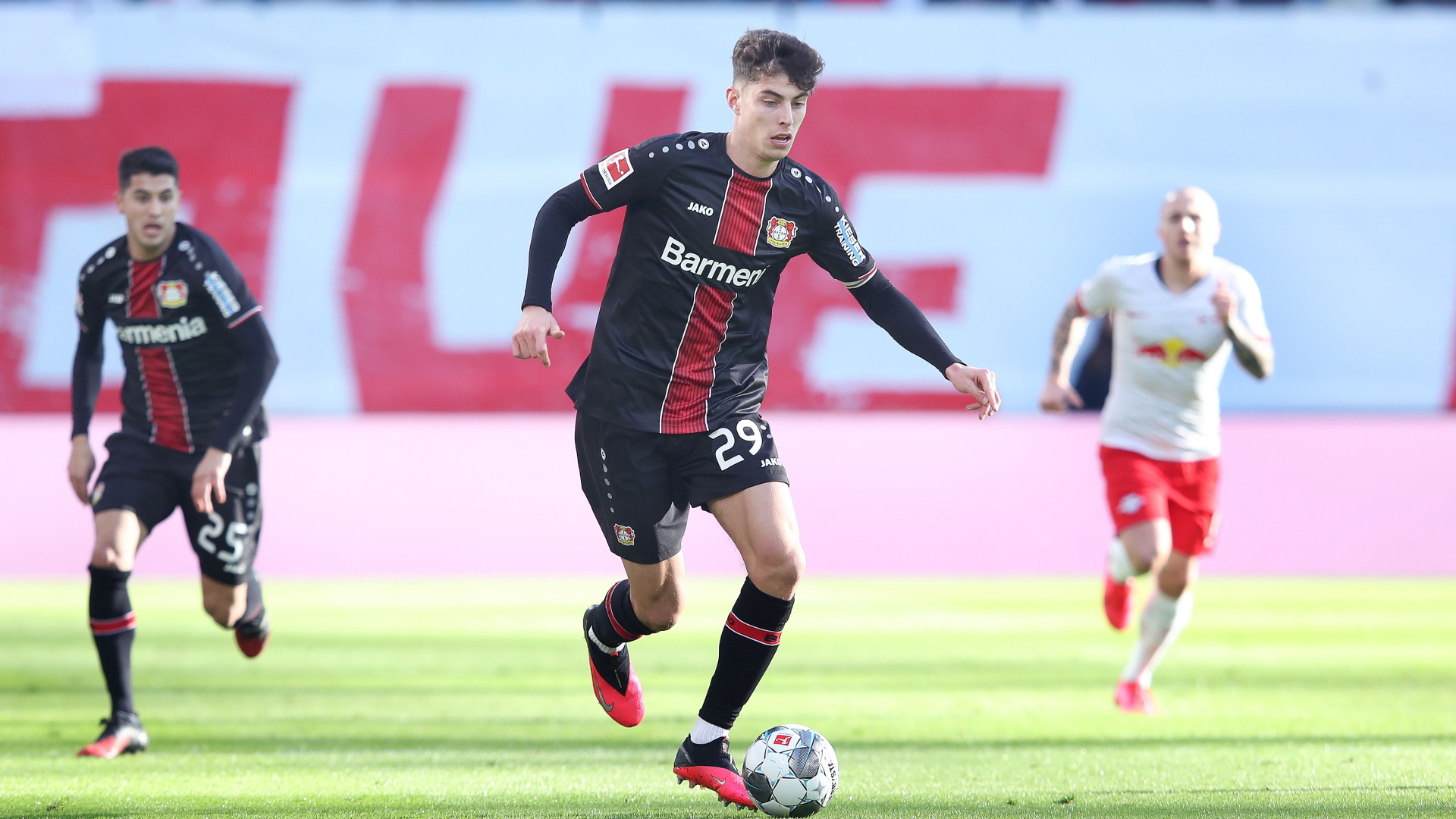 Glasgow Rangers Gegen Bayer Leverkusen Heute Im Live Stream Auf Dazn Das Achtelfinal Hinspiel Der Europa League Dazn News Deutschland