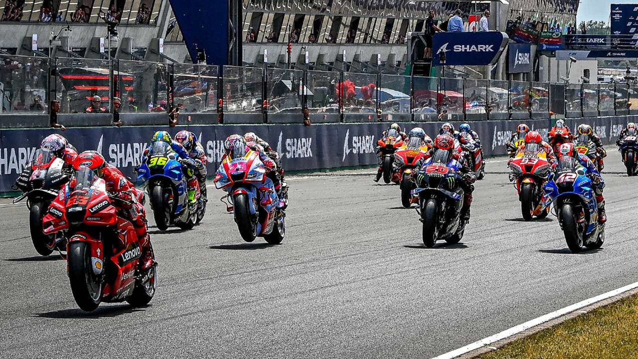 tráfico compañero mezcla MotoGP 2022: calendario, carreras, horario, canal, TV y cómo ver online en  España el Mundial de motociclismo | DAZN News España