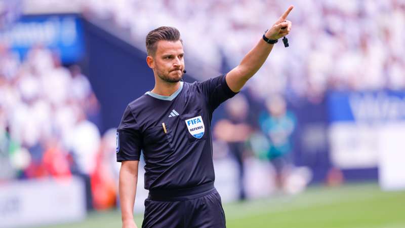 FC Bayern München vs. Bayer Leverkusen, Schiedsrichter - das ist Daniel Schlager