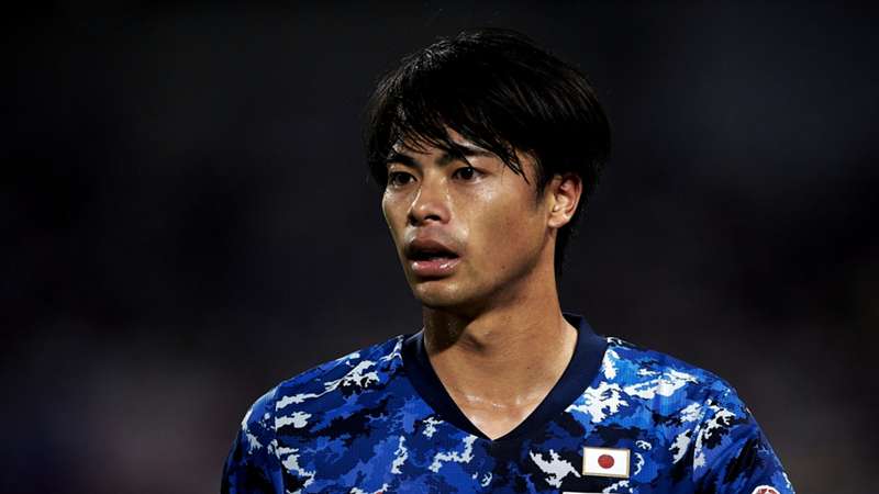 守田英正と三笘薫が考えるW杯イヤーの移籍。「今のままだと成長の限界がある程度見えてきている」（三笘） ｜ 内田篤人のFOOTBALL TIME