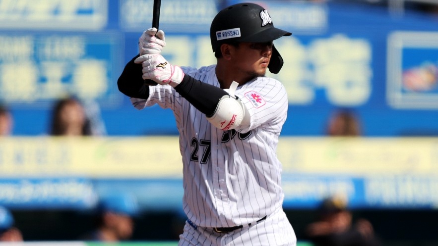 田村選手バッド 遅く