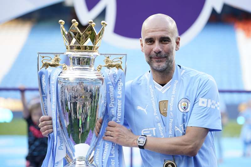 Ex-Premier League striker fears no one will be able to stop Manchester City this season