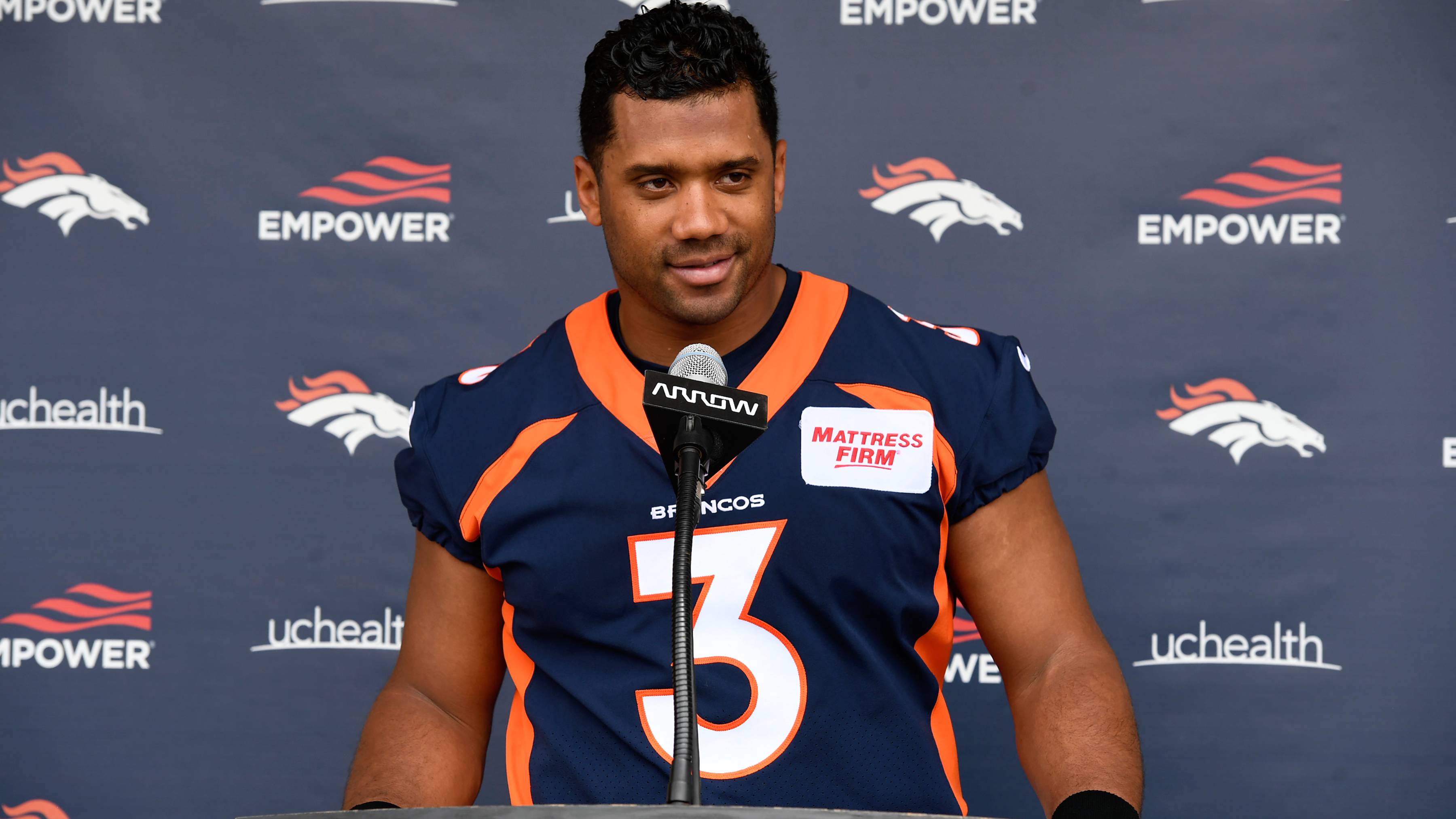 Russell Wilson Denver Broncos_May2022