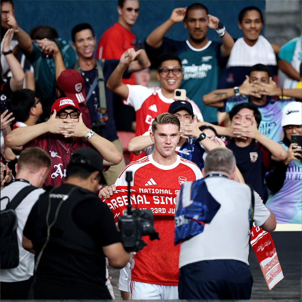 新品タグ付 L アーセナル チャンピオンズ 14 番 GYÖKERES 新品タグ付 L アーセナル チャンピオンズ 14 番 GYÖKERES 新品タグ付 L