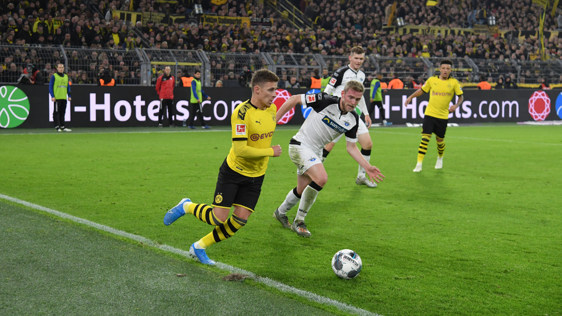 BVB (Borussia Dortmund) Beim SC Paderborn Heute Live Sehen: TV ...