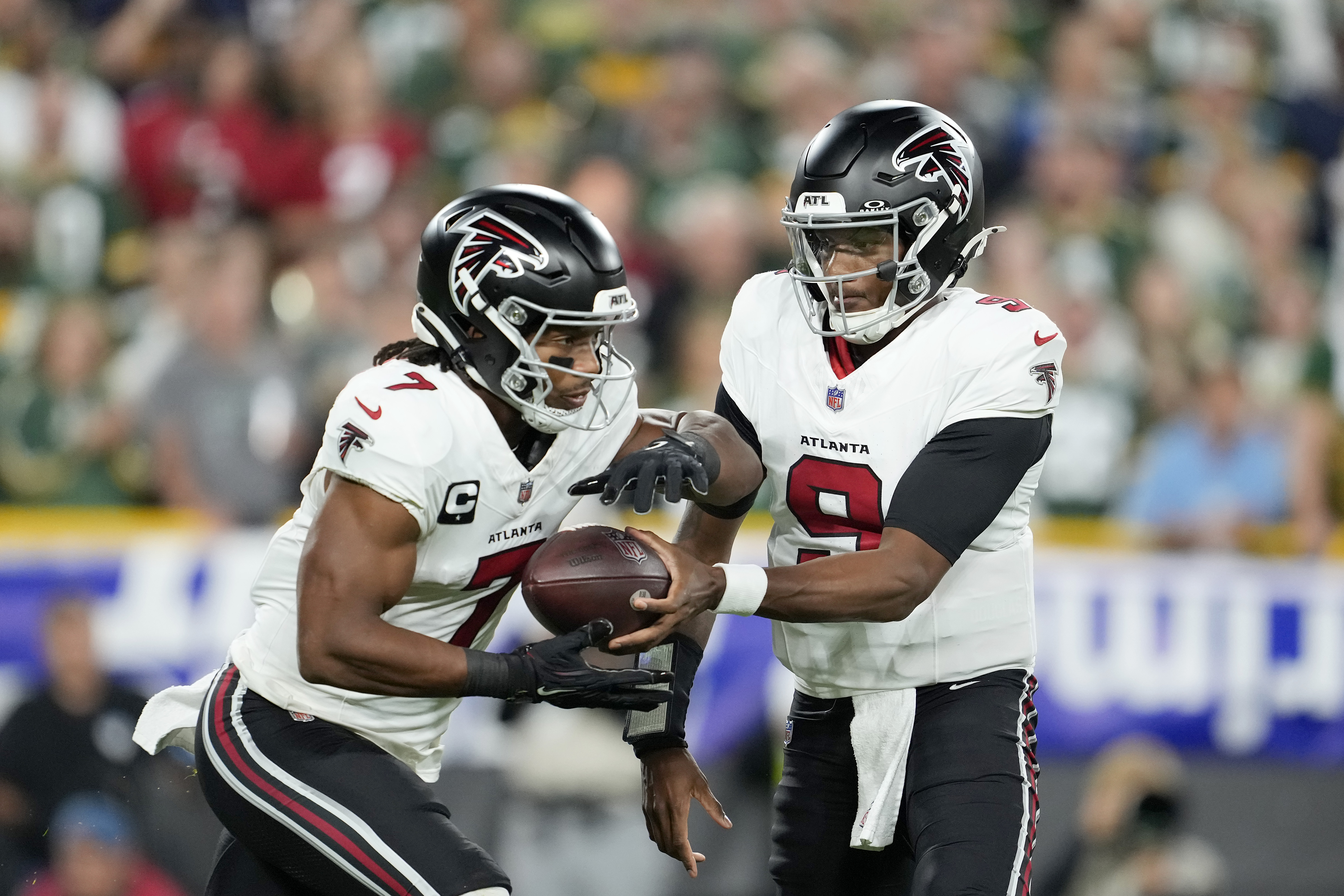 Falcons 35-14 Packers: Robinson dazzles in Penix's winning return