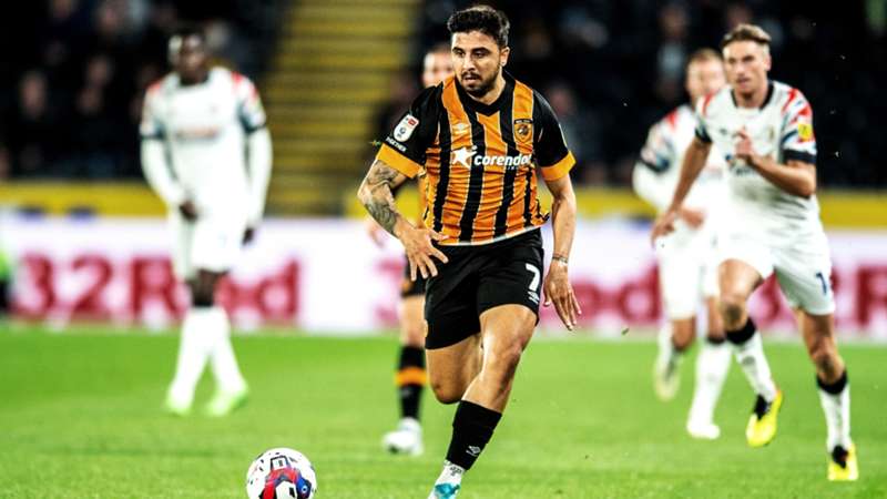 L'Hull esonera Arveladze a 8 ore dal match, poi perde