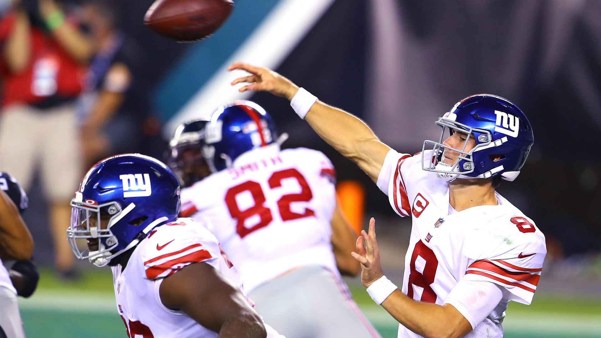 Who plays on 'Monday Night Football' tonight? Time, TV channel, live